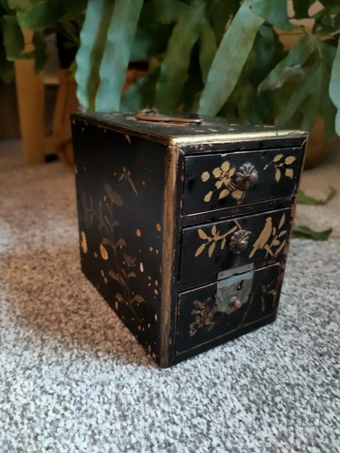 Antique japanese miniature - japanese,