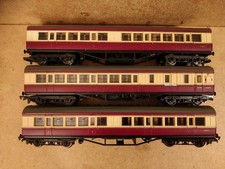 3 MAINLINE Bachmann BR 57' CORRIDOR RAILWAY COACHES  for Hornby 00 gauge Trains
