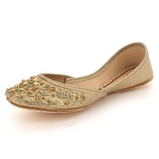 Women Traditional Jutti Khussa