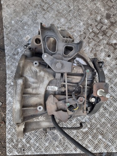Mercedes vito gearbox 622951 - mercedes,