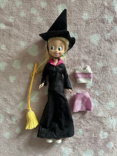 Vintage sabrina teenage witch - sabrina,