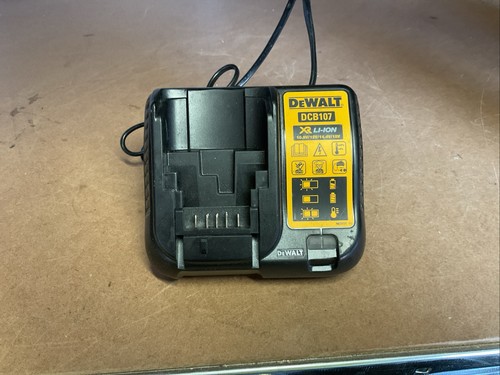 Dewalt dcb107 18v battery - dewalt,