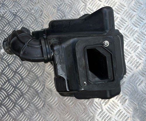 Yamaha 125 air filter box - 125,