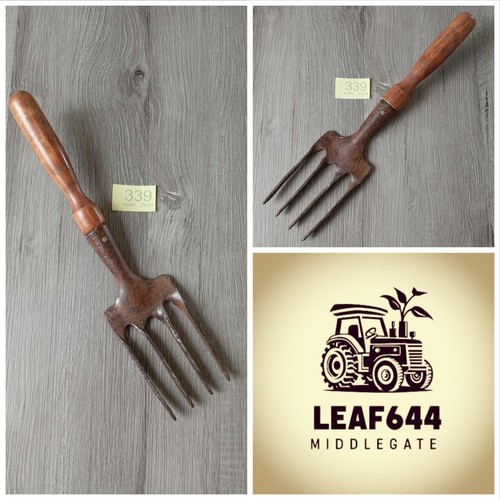 Gardeners hand fork - hand,