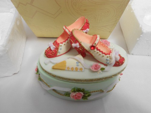 Charleston shoe box trinket - charleston, ~