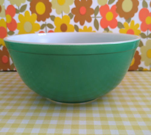 Vintage pyrex primary - pyrex, colors