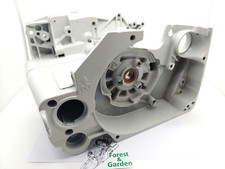 CRANKCASE CRADLE HOUSING FOR