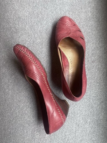 Clarks size red genuine - clarks,