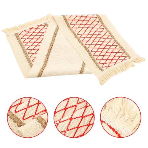 Table runner with tassel - runner,
