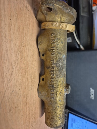 Jaguar brake master cylinder