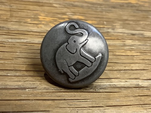 Steiff lapel pin - , brooch