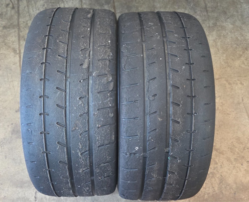 245 r18 97y - (pair),