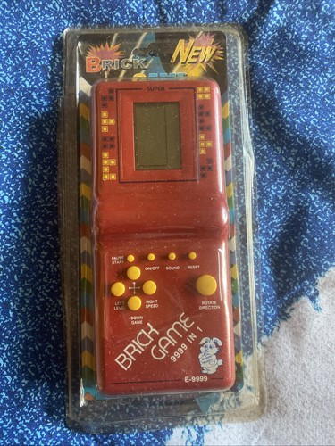 Retro brick game - retro, electronic