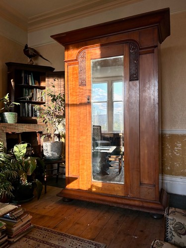 Vintage large arts - large, and
