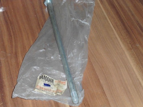 Wheel axle bolt - , screw
