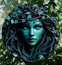 RETRO BOHO STYLE TREE OF LIFE FACE ROUND WOOD DECOR 20cm New Funky(flat) HANGING