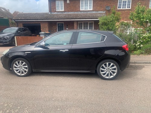 Alfa romeo giulietta hatchback - romeo,