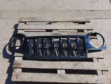 Jeep Cherokee KJ Grill 01-07 headlight surround panel Black