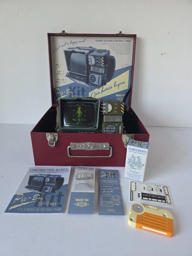 Fallout pip boy 2000 - pip-boy, vi