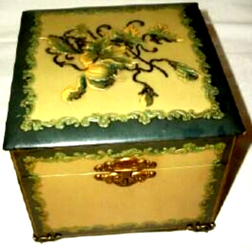 Art nouveau celluloid collar - art,
