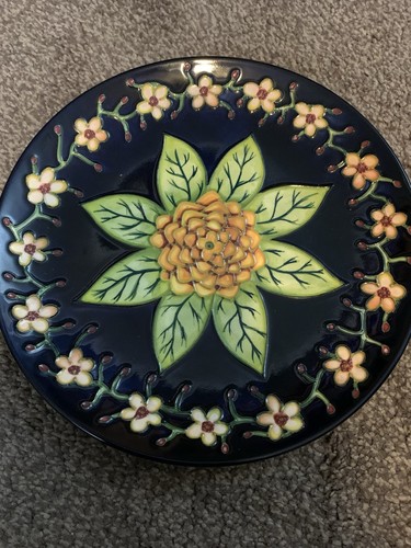 Very rare moorcroft - very,