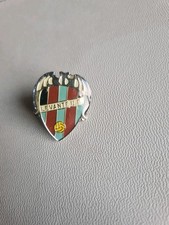  Levante U D FC Football Pin Badge