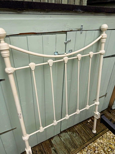 White painted metal victorian - white,