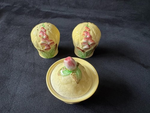 Vintage carlton ware - carlton, hand