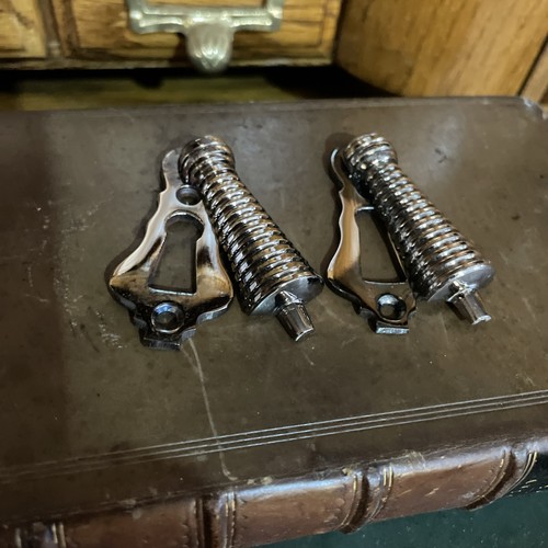 Beehive antique nickel - 2x,