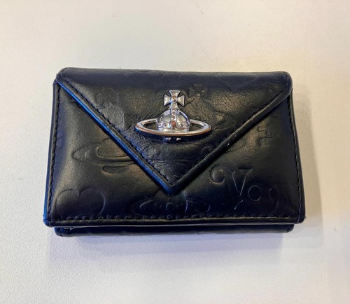 Condition vivienne westwood - condition,