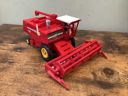 Britains farm toys - britains,