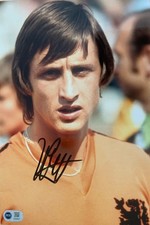 Johan Cruyff Holland signed 12x8 photo UACC Dealer RACC ACGCERT AG00631