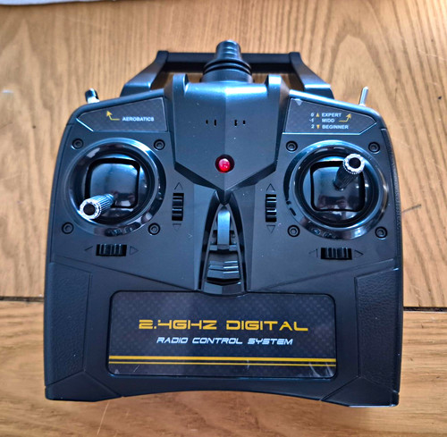 Volantexrc 4ghz digital 4ch - 2.4ghz,