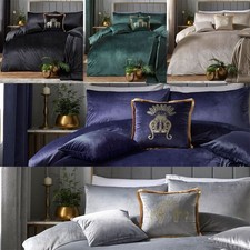 Laurence Llewelyn Bowen