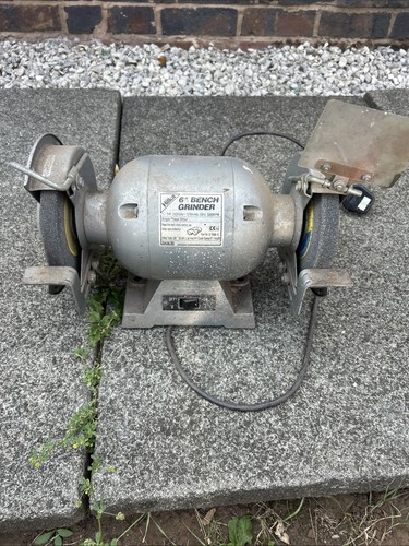 Hilka bench grinder 240v - 6",