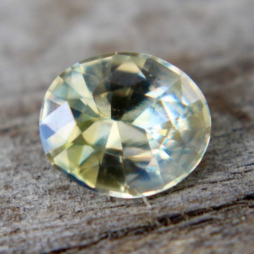 Natural yellow sapphire - yellow,
