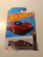 Hot Wheels PAGANI ZONDA R with