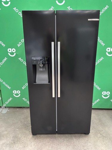 Bosch plumbed american fridge - plumbed,