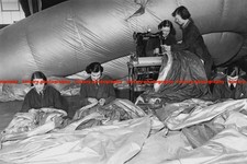 F010433 Womens of the WAAF Fixing Damaged Barrage Balloon UK 1940s