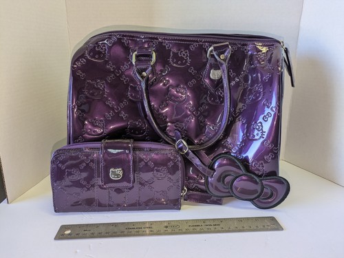 Used loungefly hello - loungefly,