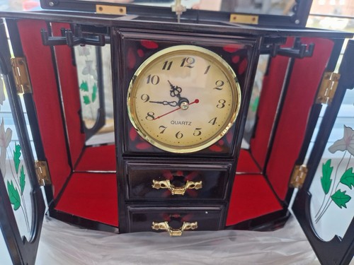 Vintage musical jewellery - jewellery, box