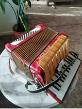 Accordion hohner student V 48