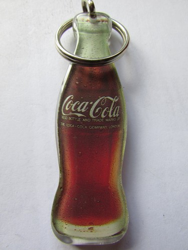 Coca cola unknown keyring - coca,