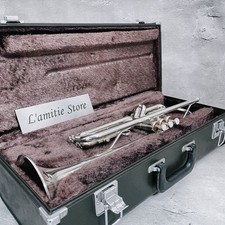 YAMAHA YTR-2335S Bb Trumpet