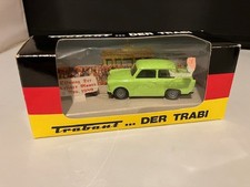 TRABANT DER TRABI BY VITESSE OPENING OF THE BERLIN WALL  -LIGHT  GREEN. 1:43