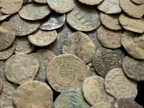 Uncleaned medieval coin - x,