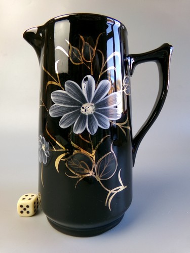 Black water milk jug - black,