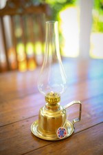 Vintage brass chamber lamp - -,