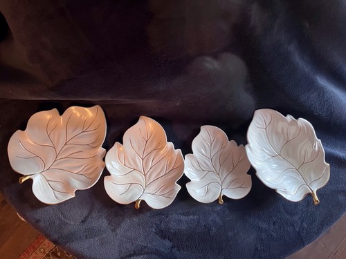 Carlton ware hand - hand, painted