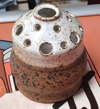 VINTAGE IDEN POTTERY BROWN POSY VASE MADE IN RYE SUSSEX ENGLAND